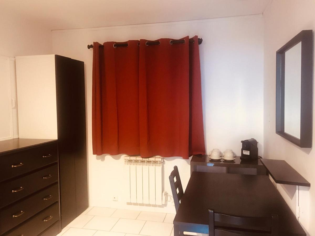 Maison De Longde-Appartement Avec 2 Chambres Villejuif Eksteriør billede