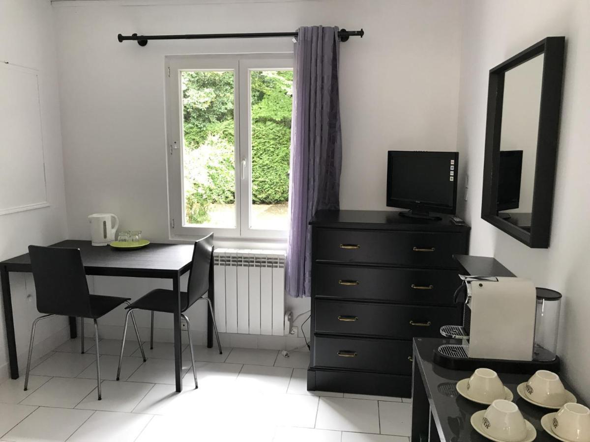 Maison De Longde-Appartement Avec 2 Chambres Villejuif Eksteriør billede