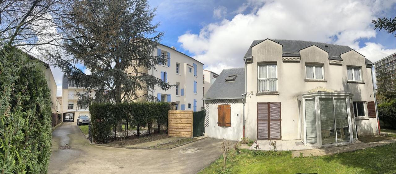 Maison De Longde-Appartement Avec 2 Chambres Villejuif Eksteriør billede